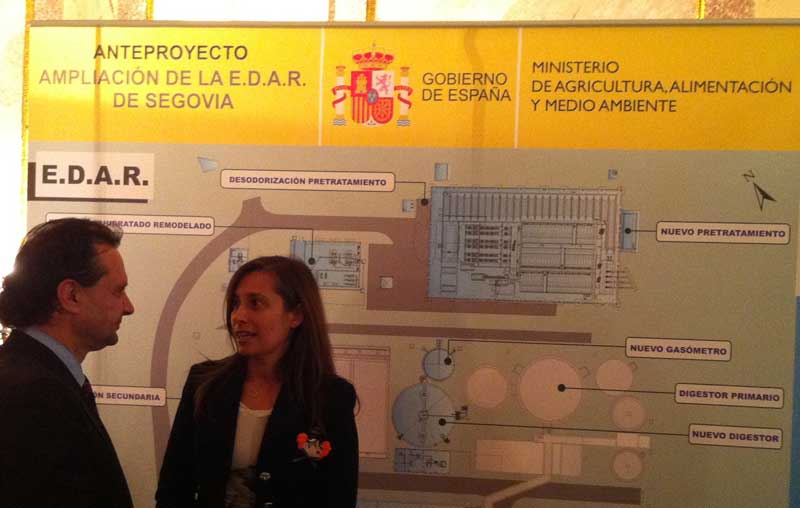 Presentación del anteproyecto de la EDAR, en 2010.