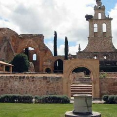 Ayllón pide la permanencia del Seprona y Ribota la parada del bus