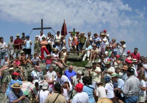 Misa romera bajo la Cruz de Malagosto.