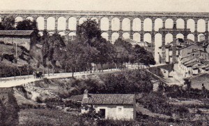  Carretera de Boceguillas, actual Vía Roma, en Segovia. Principios siglo XX.