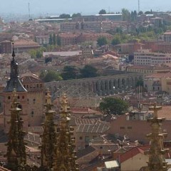 El Ayuntamiento halla una empresa que retirará las cerchas del Cervantes