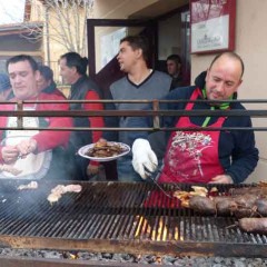 Fin de semana de matanza y taller de mondongo en Tabanera