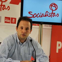 El PSOE vuelve a criticar la campaña de Fernández en los urbanos