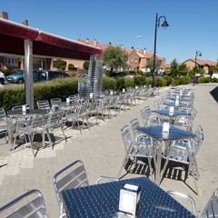 PSOE e IU se suman a la propuesta de permitir cortavientos en las terrazas de hostelería