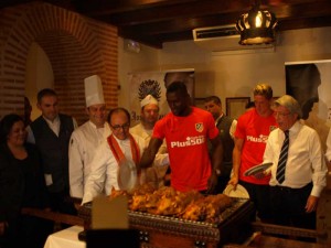 150721-Atlético-Madrid-Jackson-cochinillo1(g)