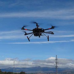 Denunciado por volar un dron entre los arcos del Acueducto sin licencia