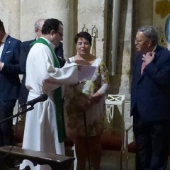 Políticos en misa (por decir viva san Roque)