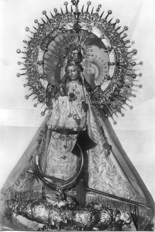 Tarjeta postal de la Virgen de la Fuencisla ‘Dominguez’.