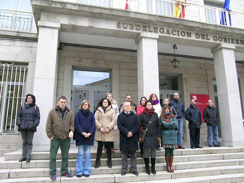 160323-Atentado-Bélgica-Silencio-subdelegación1(g)