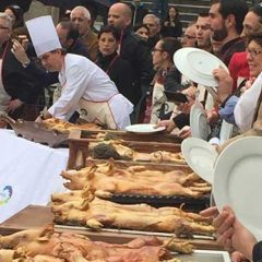 Descienden las ventas del cochinillo de marca por los altos precios del porcino