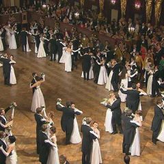 Un baile de gala, una bosnia reincidente y un candidato con suerte