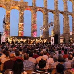 Concierto de la OSCyL joven en el Azoguejo el 2 de julio