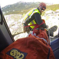 Movilizan un helicóptero por un desmayo en la Sierra