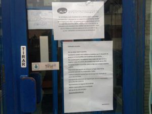 piscina-cubierta-carteles-puerta1g