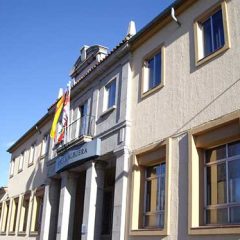 Un padre denuncia tres años de acoso a su hija en el IES La Albuera sin respuesta del centro