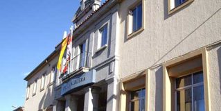 Un padre denuncia tres años de acoso a su hija en el IES La Albuera sin respuesta del centro