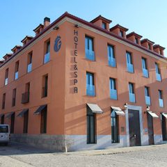 El impago de la luz genera graves inundaciones en el hotel Isabel de Farnesio
