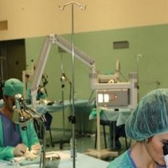 ¿Por qué faltan médicos especialistas?