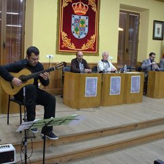 Un poemario de la mujer en paro  gana el Gil de Biedma de Nava