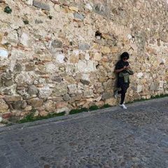 Un monarca, un filántropo y algún villano