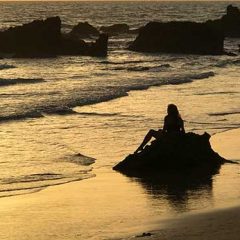 Un badajo machacón, una caja con truenos y un concejal distraído