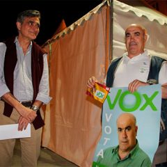 Vox tramita la expulsión del partido de militantes críticos con Nazario Merino