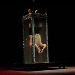 El Teatro Juan Bravo cierra con magia hasta febrero