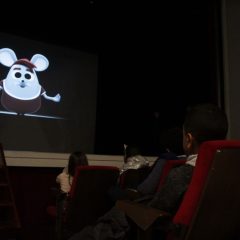 La mascota del Juan Bravo, entre bambalinas