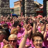 La Marcha de Mujeres cumple 18 años en Segovia con homenaje a Titirimundi