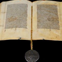 La Junta restaura la carta de privilegios de Santa María de Carlos V