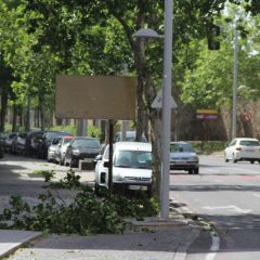 Un reventón deja sin agua a dos bloques en Vía Roma