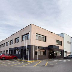 Siro vende a una firma catalana la fábrica de El Espinar, manteniendo el empleo