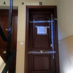 Mata a cuchilladas a su compañero de piso en el barrio de la estación de Segovia