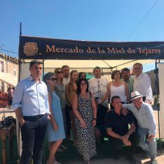 El mercado de la miel de Tejares cumple 10 años