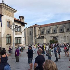 Nada cerca de la realidad