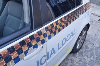 Herido un motorista tras una colisión con una furgoneta en la calle Recibidores
