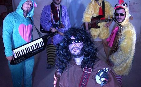 La Banda Feliz reinventa el himno a San Frutos