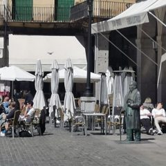 “Menos prohibir y más concienciar”: los hosteleros segovianos critican la futura ley antitabaco