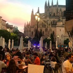 La Junta autoriza el ocio nocturno y amplia horarios hasta las 02:00