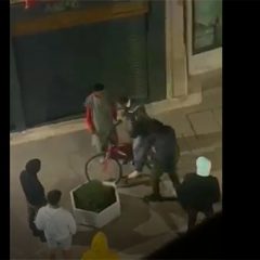 Agresión en el centro de Cuéllar por un móvil