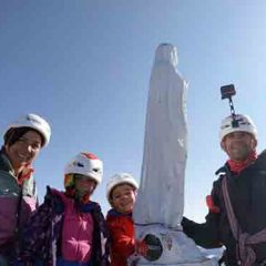 Tres cumbres de ‘cuatromiles’ antes de cumplir diez años