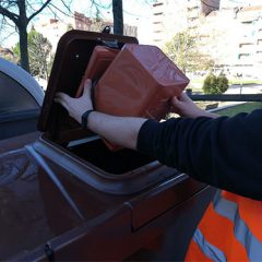 Alarma en comercios y bares por la paralización de la nueva tasa de basuras