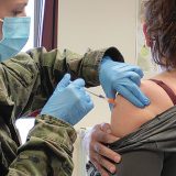 La Academia de Artillería colabora con la Junta en la vacunación contra la Covid