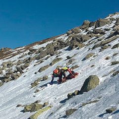 Rescate a 2.370 metros de un montañista herido tras una caída en Los Claveles (La Granja)