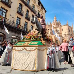 Segovia al paso cofrade