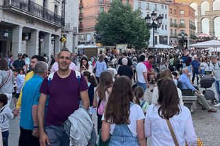 Los turistas ya duermen dos noches en Segovia