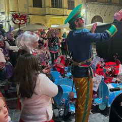 El Carnaval pasea por las calles de Segovia