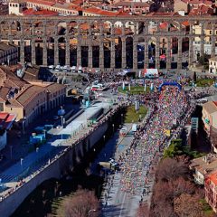 La Media Maratón de Segovia reúne a 1.500 corredores