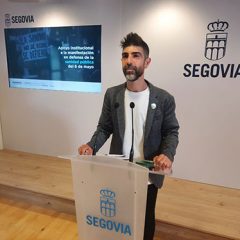 San Juan recuerda al PP las ayudas para material escolar