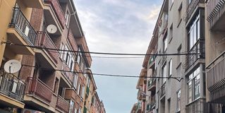 Marcha teatralizada en Segovia contra el “negocio de la vivienda”